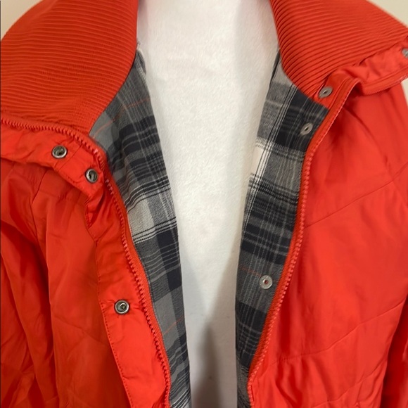 Vintage Nike Red Puffer Jacket Lightweight Relaxed Fit - Picture 5 of 6